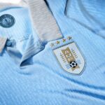 Detalle de la camiseta de Uruguay en el Mundial 2026 elegida como la mejor