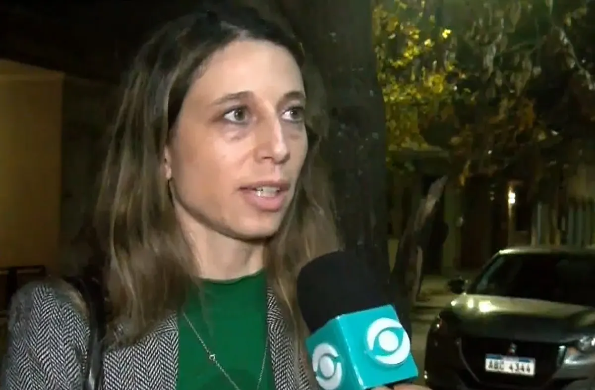 Prosecutor Irene Penza giving statements about the accusation in Saint Lucia.