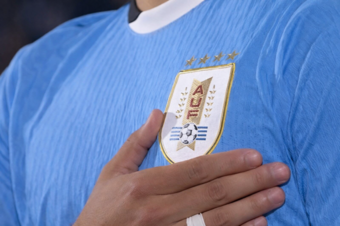 Himno uruguayo cantado por jugadores de la selección