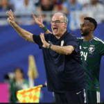 Marcelo Bielsa en la conferencia de prensa previa al partido de Uruguay vs Cabo Verde